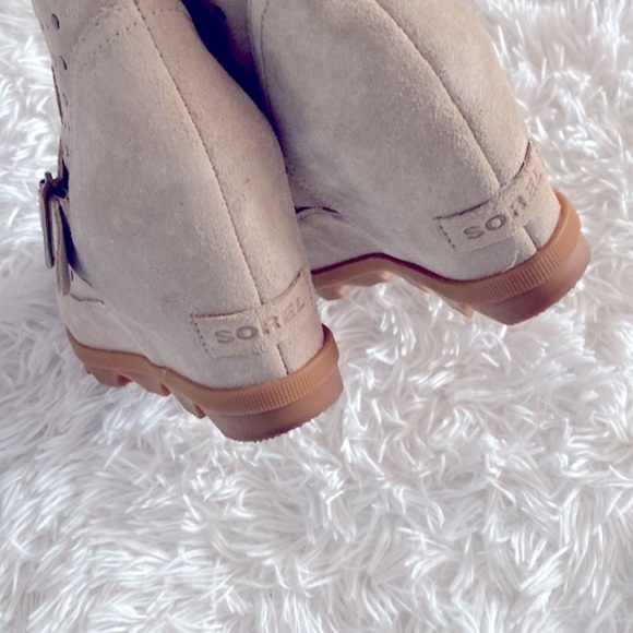 NWOT Sorel Joan of arc studded wedge ankle boots - Picture 7 of 10